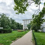 Good Apartments - Wspólna 54A - Red